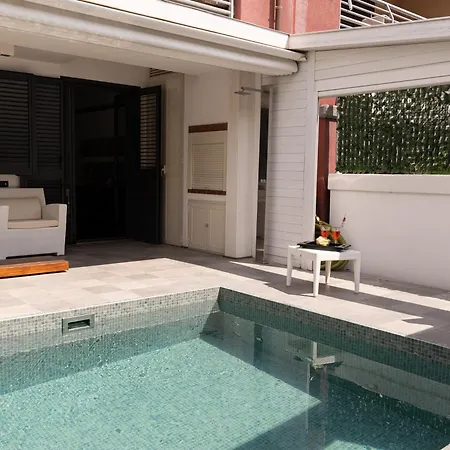 Gisa - Luxury With Private Pool Monopoli